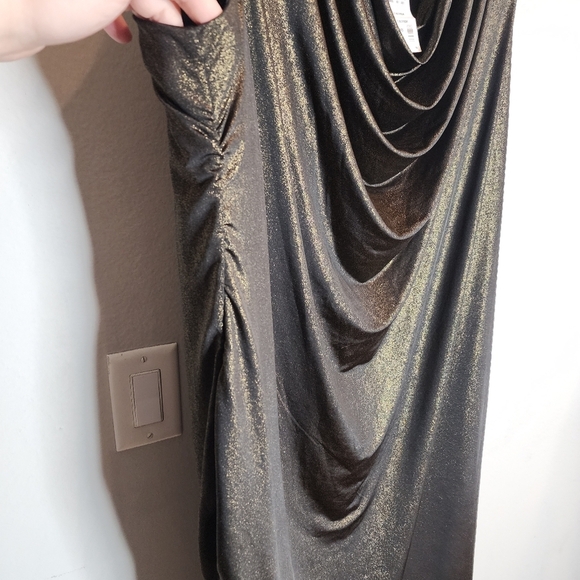 NWT Avenue Gold Metallic Black Stretchy Sleeveless Drape Neck Dress Sz 26/28 4X - Picture 10 of 14